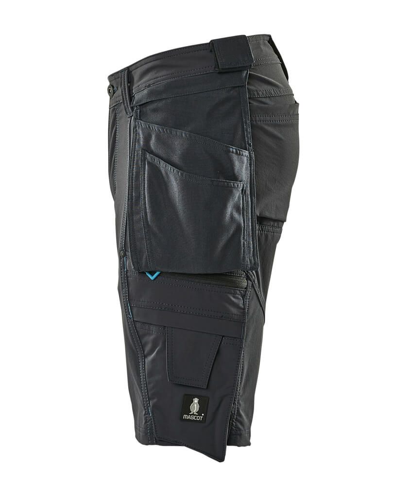 Advanced Shorts mit Hängetaschen