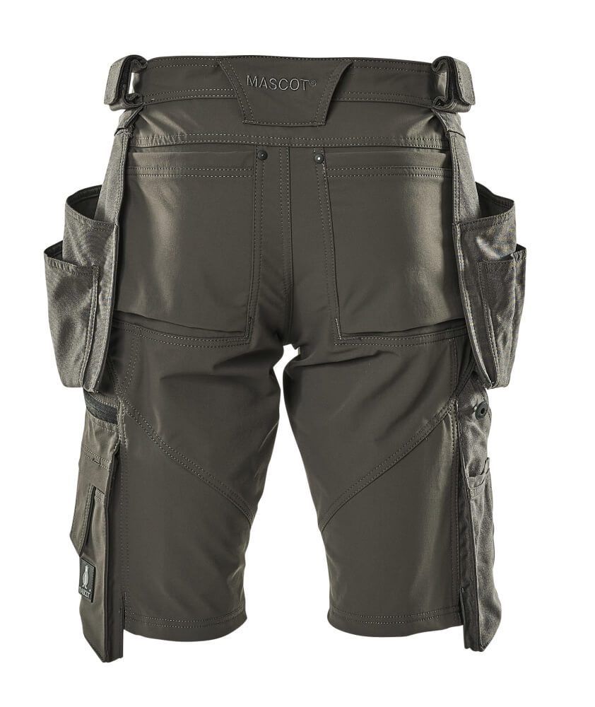 Advanced Shorts mit Hängetaschen