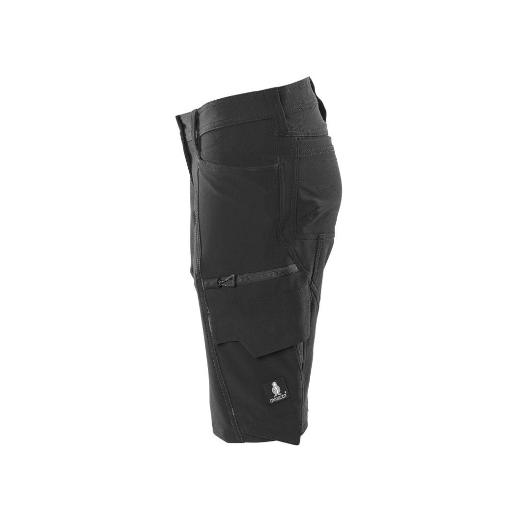 ACCELERATE Shorts Damen