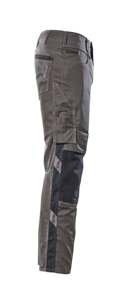 Hose mit Knietaschen