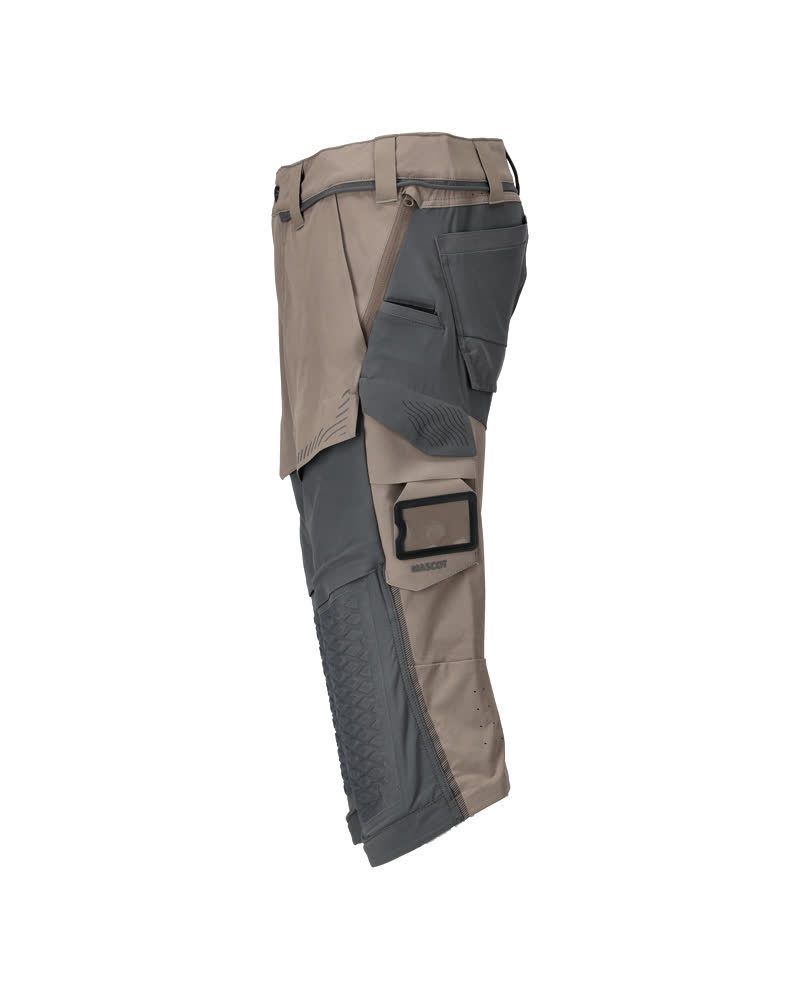 CUSTOMIZED Dreiviertel-Hose mit Knietaschen